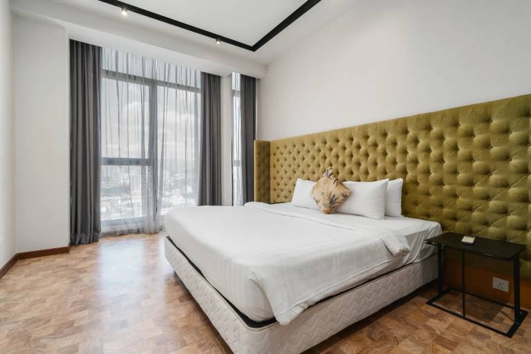 EXP Premium Suite – Expressionz Suites